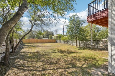 Move right in to this beautifully updated 4-bedroom, 3-bath home - photo 49