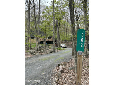 Hemlock Farms Chalet: One-level living on over 3/4 of an acre - photo 49