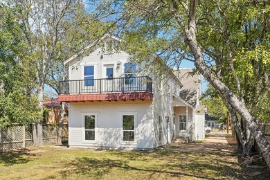 Move right in to this beautifully updated 4-bedroom, 3-bath home - photo 50
