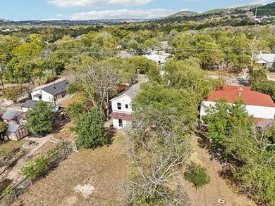 Move right in to this beautifully updated 4-bedroom, 3-bath home - photo 54