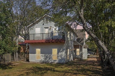 Move right in to this beautifully updated 4-bedroom, 3-bath home - photo 57