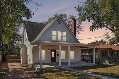 Move right in to this beautifully updated 4-bedroom, 3-bath home - photo 58