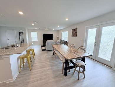 Move-In Ready Home in Panama City, FL - Welcome to 6574 Atkins - photo 7