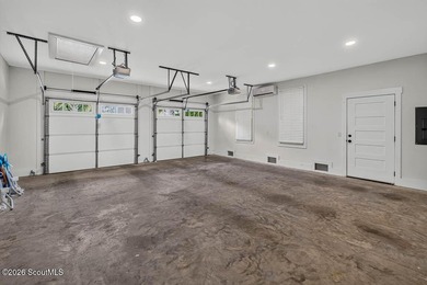 Effortless living in the desirable Oyster Grove Community - photo 27
