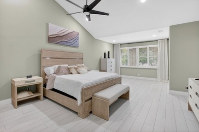 Nestled in an upscale Intracoastal community with waterfront - photo 30