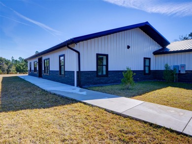 Withlacoochee River Home For Sale in Webster Florida