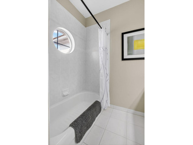 Nestled in an upscale Intracoastal community with waterfront - photo 42