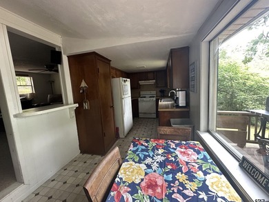 Enjoy affordable waterfront living on beautiful Lake - photo 7