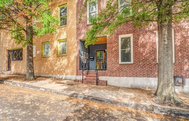 Mississippi River Home For Sale in Memphis Tennessee