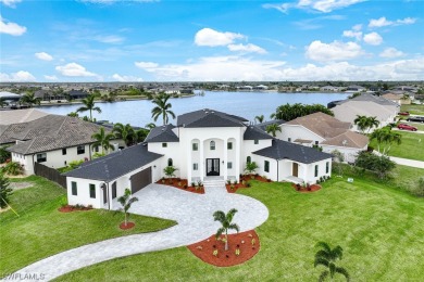 (private lake, pond, creek) Home For Sale in Cape Coral Florida
