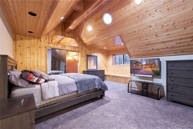 Iconic dual-cabin mountain estate on 1.14 acres with 7,162 sq ft - photo 23