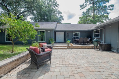 (private lake, pond, creek) Home For Sale in Jacksonville Florida