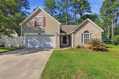 Enjoy peaceful lagoon views and an open-concept home, ideally - photo 1