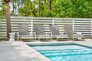 Located in the gated Villas of Frangista community within the - photo 2