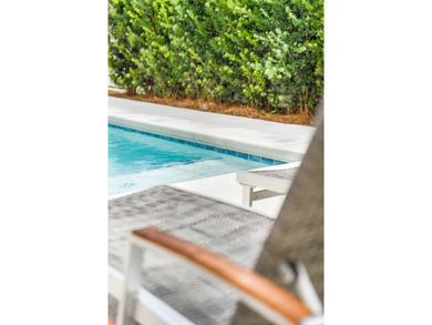 Located in the gated Villas of Frangista community within the - photo 3