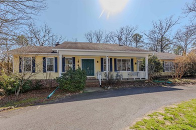 Lake Maumelle Home For Sale in Roland Arkansas