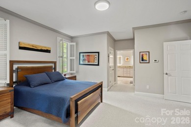 Exceptional home in highly desirable Kenmure, a gated golf - photo 29