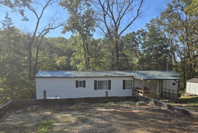 Pomme de Terre Lake Home For Sale in Urbana Missouri