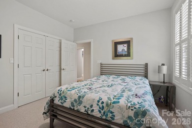 Exceptional home in highly desirable Kenmure, a gated golf - photo 34