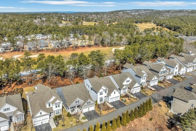 Overlooking the 18th hole of the Jones Golf Course, this elegant - photo 45