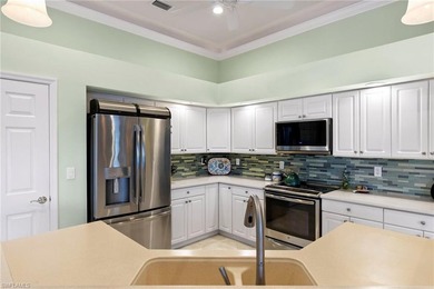 Exceptional Marco Island waterfront residence offering - photo 10