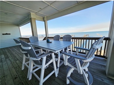 Welcome to 122 Ridge Harbor, where quality and luxury meet the - photo 12
