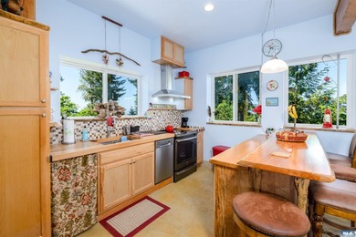 This unbelievable property presents a once-in-a-lifetime - photo 12