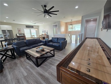 Welcome to 122 Ridge Harbor, where quality and luxury meet the - photo 14