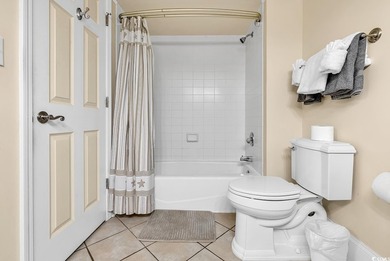 This beautifully positioned two-bedroom, two-bath oceanview - photo 15
