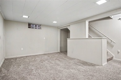 Welcome home to this beautifully updated 3-bedroom, 1.5-bath - photo 16