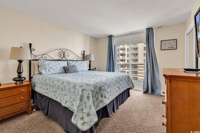 This beautifully positioned two-bedroom, two-bath oceanview - photo 16