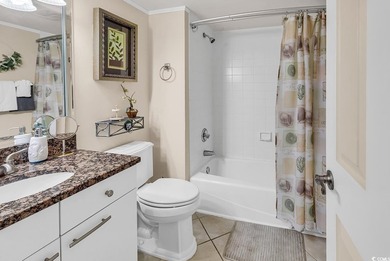 This beautifully positioned two-bedroom, two-bath oceanview - photo 18