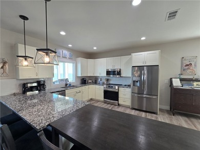 Welcome to 122 Ridge Harbor, where quality and luxury meet the - photo 18