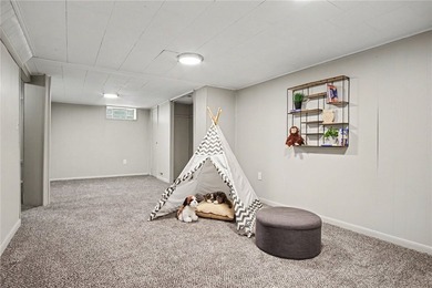 Welcome home to this beautifully updated 3-bedroom, 1.5-bath - photo 19