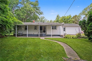 Welcome home to this beautifully updated 3-bedroom, 1.5-bath - photo 28