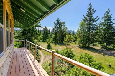 This unbelievable property presents a once-in-a-lifetime - photo 28