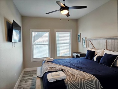 Welcome to 122 Ridge Harbor, where quality and luxury meet the - photo 29
