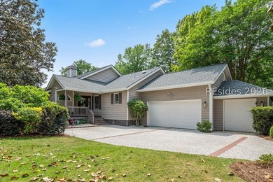This Lowcountry home, ideally situated within the Club Cottage - photo 1