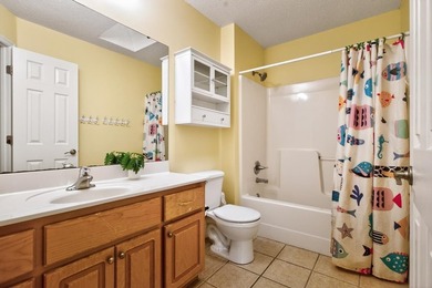 Beautiful Family Home in Highly Sought-After Goose Creek - photo 32