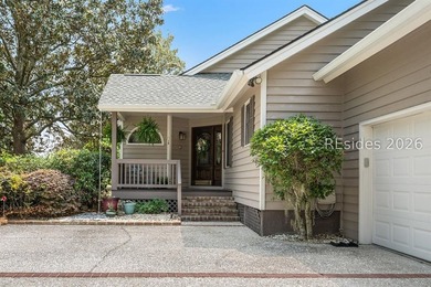 This Lowcountry home, ideally situated within the Club Cottage - photo 3
