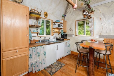 This unbelievable property presents a once-in-a-lifetime - photo 42