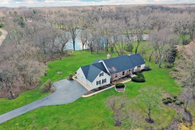 (private lake, pond, creek) Home For Sale in Kildeer Illinois