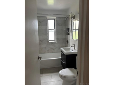 Large/mint condition one bedroom with open views toward the - photo 8