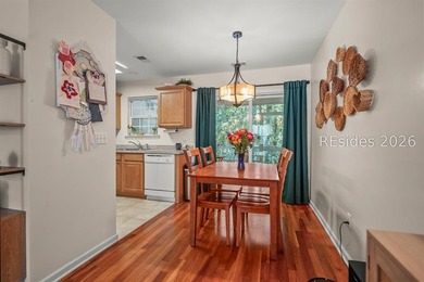 Welcome to 115 Bella Way in the centrally located Azalea Square - photo 9
