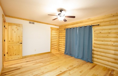 Experience elevated mountain living in this private, year-round - photo 11