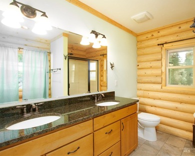 Experience elevated mountain living in this private, year-round - photo 12