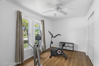 Wanting to live in the Space Coast? This MOVE IN READY home - photo 12