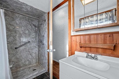 Motivated seller! Offering a $10,000 allowance for renovations - photo 13