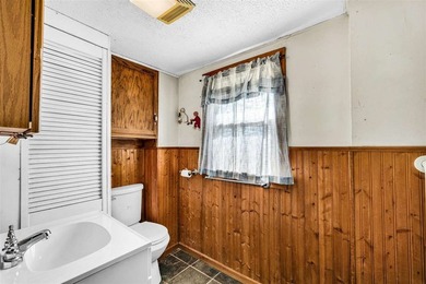 Motivated seller! Offering a $10,000 allowance for renovations - photo 17