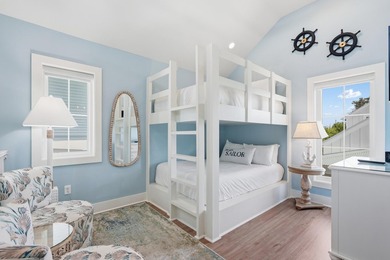 Welcome to ''Surf Bungalow 25,'' your private slice of paradise - photo 18